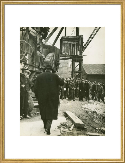 Winston Churchill East India Docks 1944