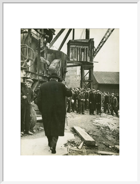 Winston Churchill East India Docks 1944