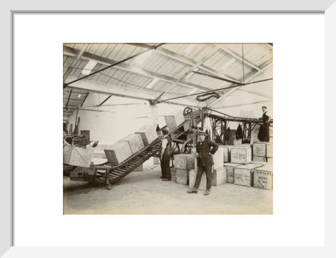 Tea on a conveyor system Tilbury Docks c. 1920