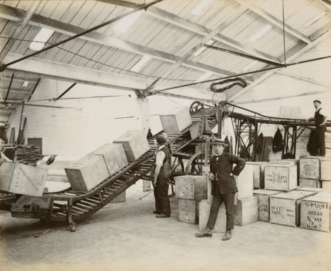 Tea on a conveyor system Tilbury Docks c. 1920