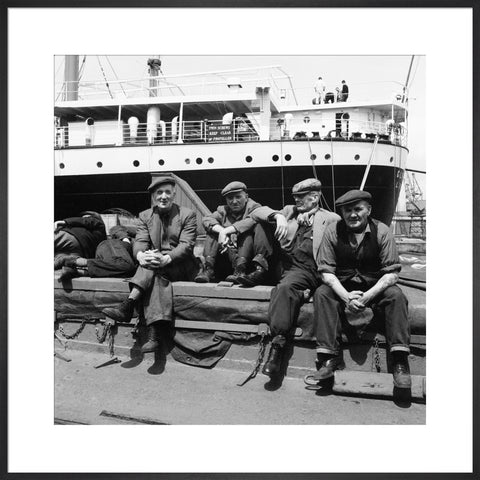 Dockers taking a break c.1960