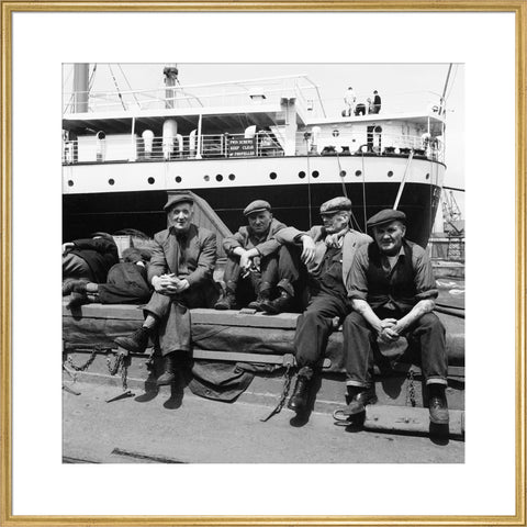 Dockers taking a break c.1960