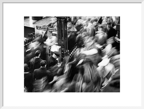 Rush hour at Victoria Station 1960