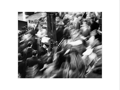 Rush hour at Victoria Station 1960