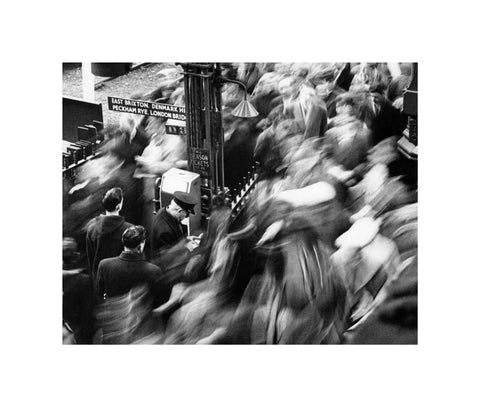 Rush hour at Victoria Station 1960