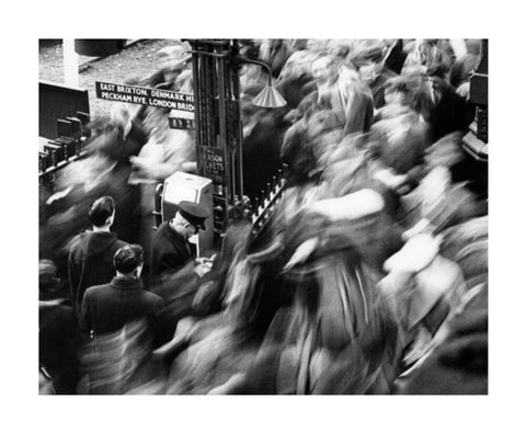 Rush hour at Victoria Station 1960