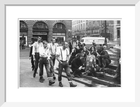 Group of skinheads & hippies in Piccadilly Circus 1969