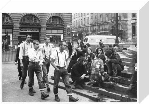 Group of skinheads & hippies in Piccadilly Circus 1969