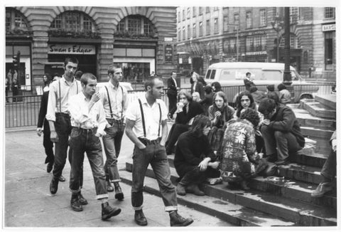 Group of skinheads & hippies in Piccadilly Circus 1969