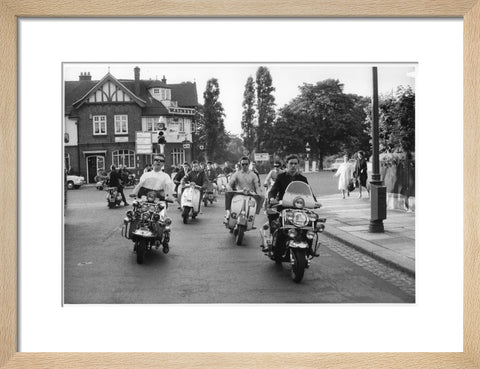 Mods' on scooters 1964