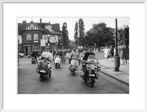 Mods' on scooters 1964