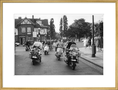 Mods' on scooters 1964