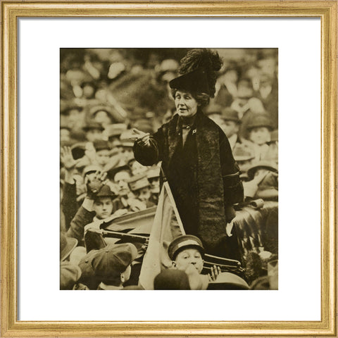 Emmeline Pankhurst addressing a crowd in New York C. 1900