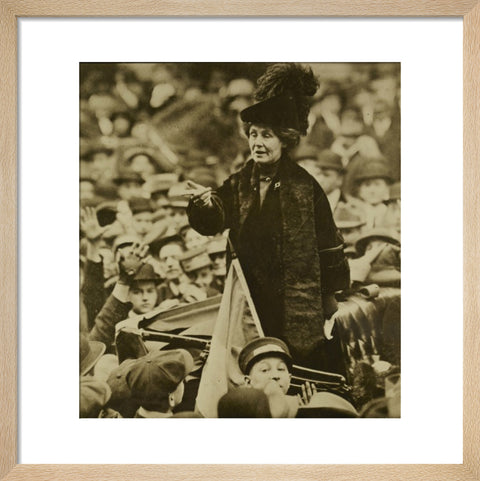 Emmeline Pankhurst addressing a crowd in New York C. 1900