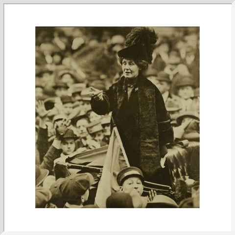 Emmeline Pankhurst addressing a crowd in New York C. 1900