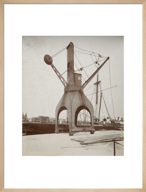 Disharge of cargo by hydraulic crane c.1920