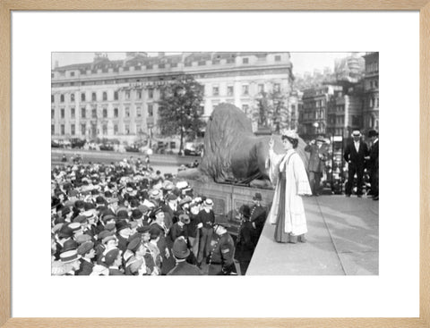 Emmeline Pankhurst addressing crowds at Trafalgar Square 1908