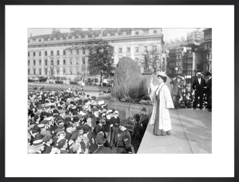 Emmeline Pankhurst addressing crowds at Trafalgar Square 1908