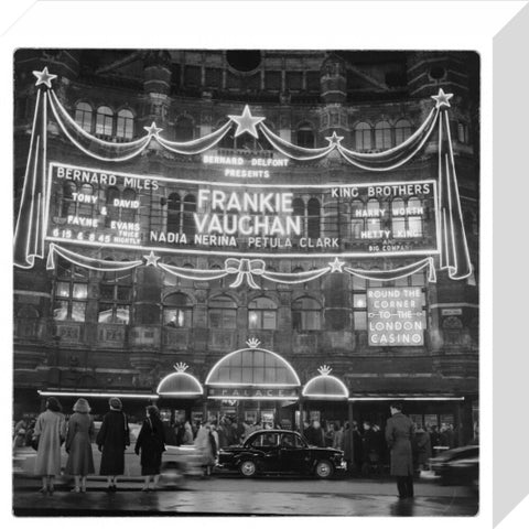 A night shot outside the Palace Theatre 1958