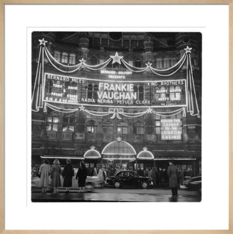 A night shot outside the Palace Theatre 1958