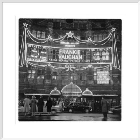 A night shot outside the Palace Theatre 1958