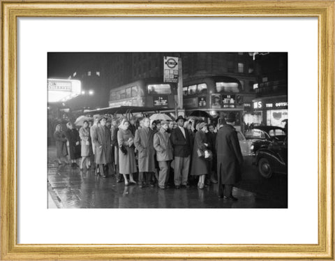 Rush Hour in the West End c.1960