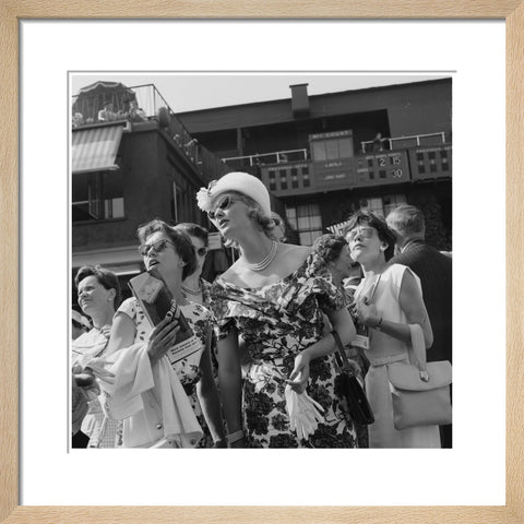 Women attending the All England Lawn Tennis1960