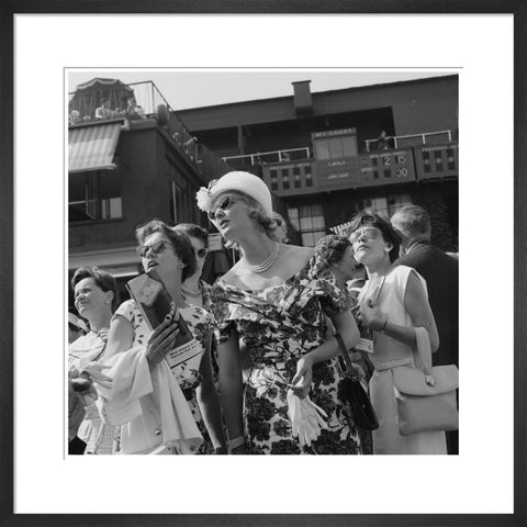 Women attending the All England Lawn Tennis1960