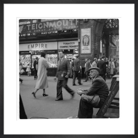 Shoe polisher Liverpool Street Station c.1960