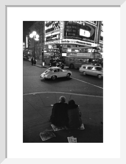 Piccadilly Circus at night 1960