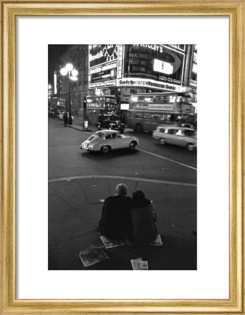 Piccadilly Circus at night 1960