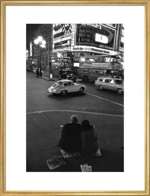 Piccadilly Circus at night 1960