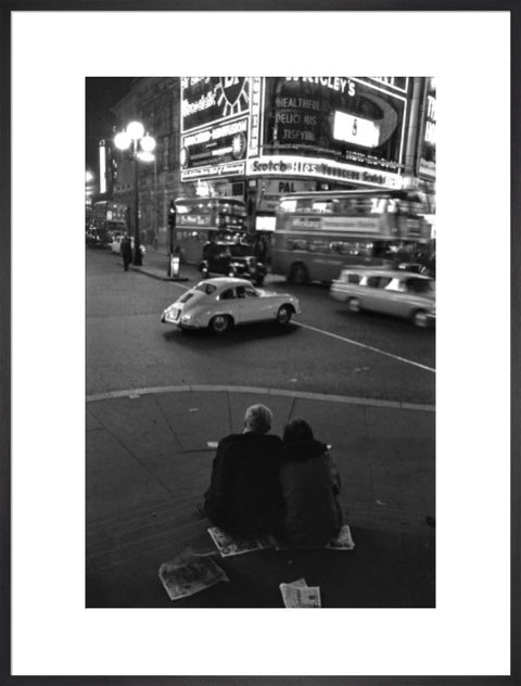 Piccadilly Circus at night 1960