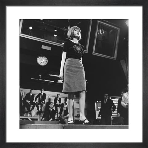 Cilla Black performing on Ready Steady Go 1964