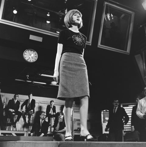 Cilla Black performing on Ready Steady Go 1964