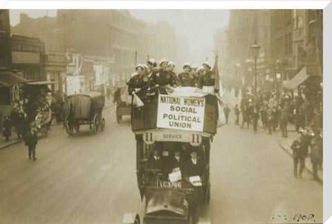 Suffragettes campaigning in Chelmsford1908