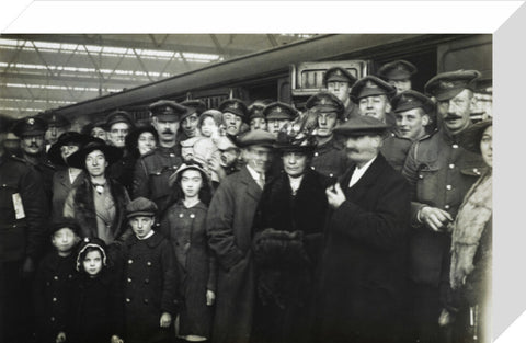 Soldiers leaving for the war from Waterloo Station 1916.