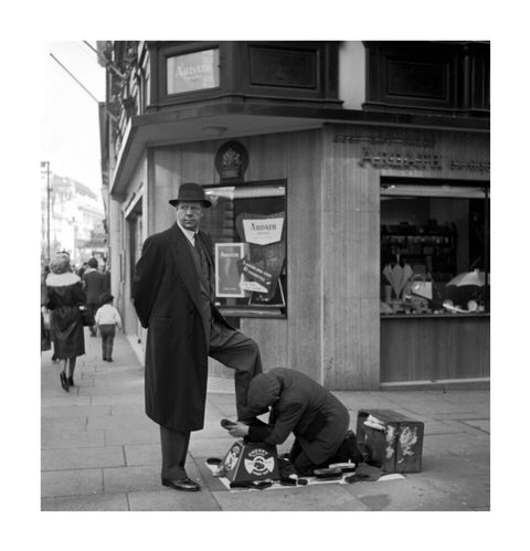 Shoe shine man. c.1955