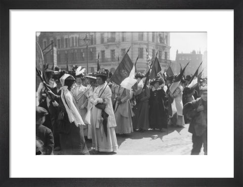 Suffragettes in a procession to promote the Women's Exhibition 1909