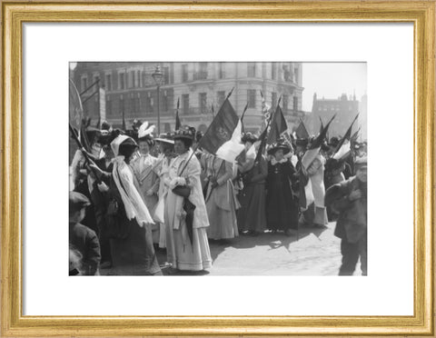 Suffragettes in a procession to promote the Women's Exhibition 1909