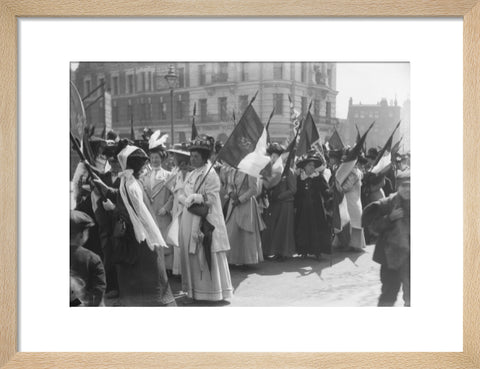 Suffragettes in a procession to promote the Women's Exhibition 1909