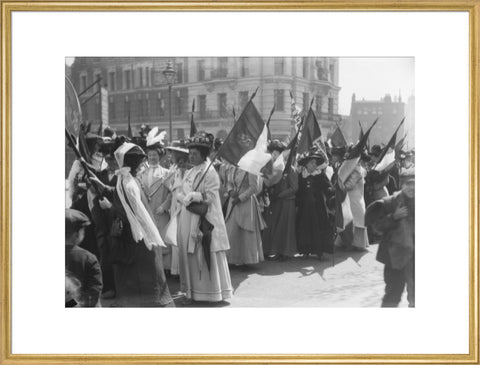 Suffragettes in a procession to promote the Women's Exhibition 1909