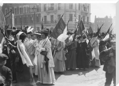 Suffragettes in a procession to promote the Women's Exhibition 1909