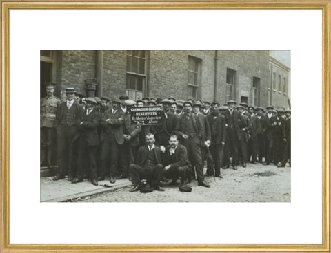 Grenadier Guards reservists queueing to re-enlist 1914