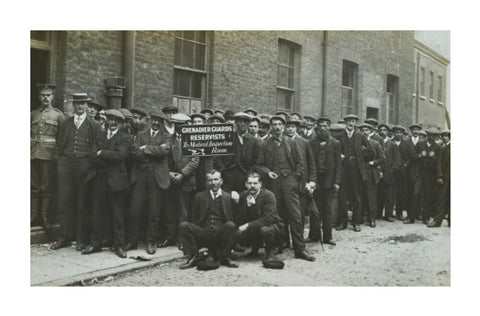 Grenadier Guards reservists queueing to re-enlist 1914