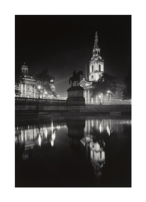 Trafalgar Square at night