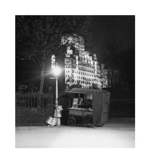 Shell Mex House at night C.1935