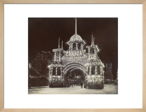 Canadian Arch' on Victoria Embankment c 1915