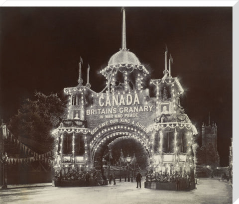 Canadian Arch' on Victoria Embankment c 1915